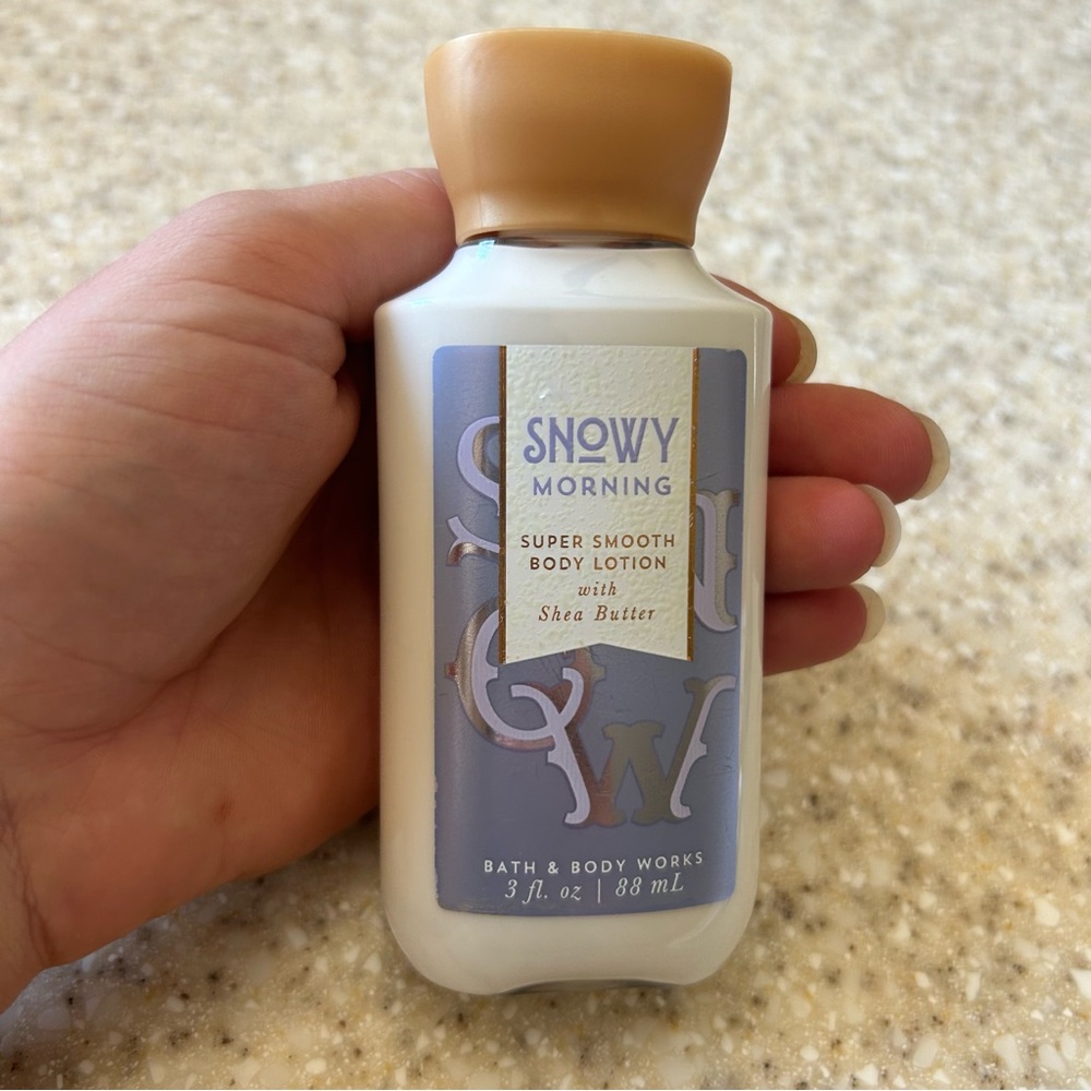 Bath and body works snowy morning super smooth body hand lotion w/ shea butter